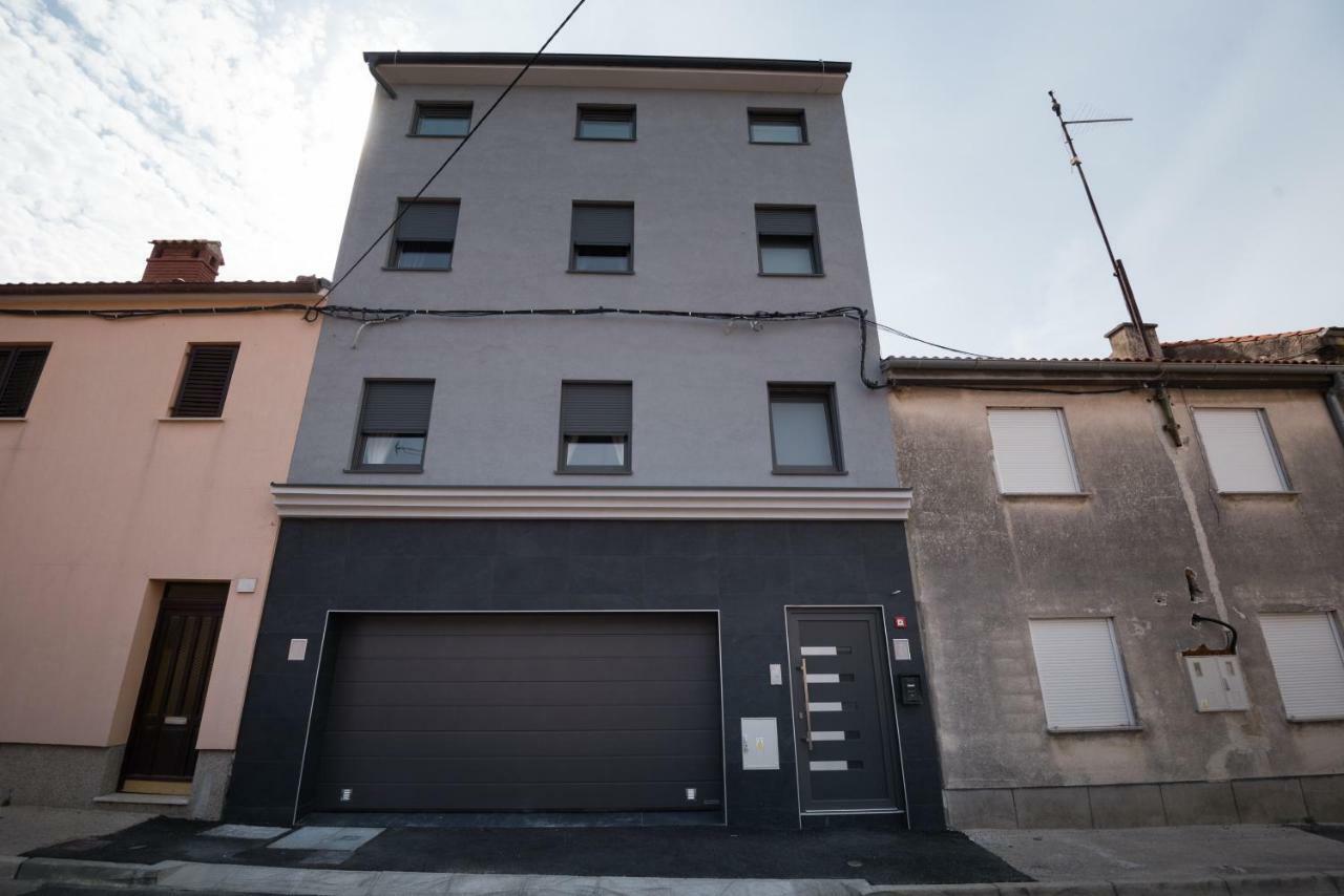 Apartments Dream In Arena 2 Pula Center Free Parking Esterno foto