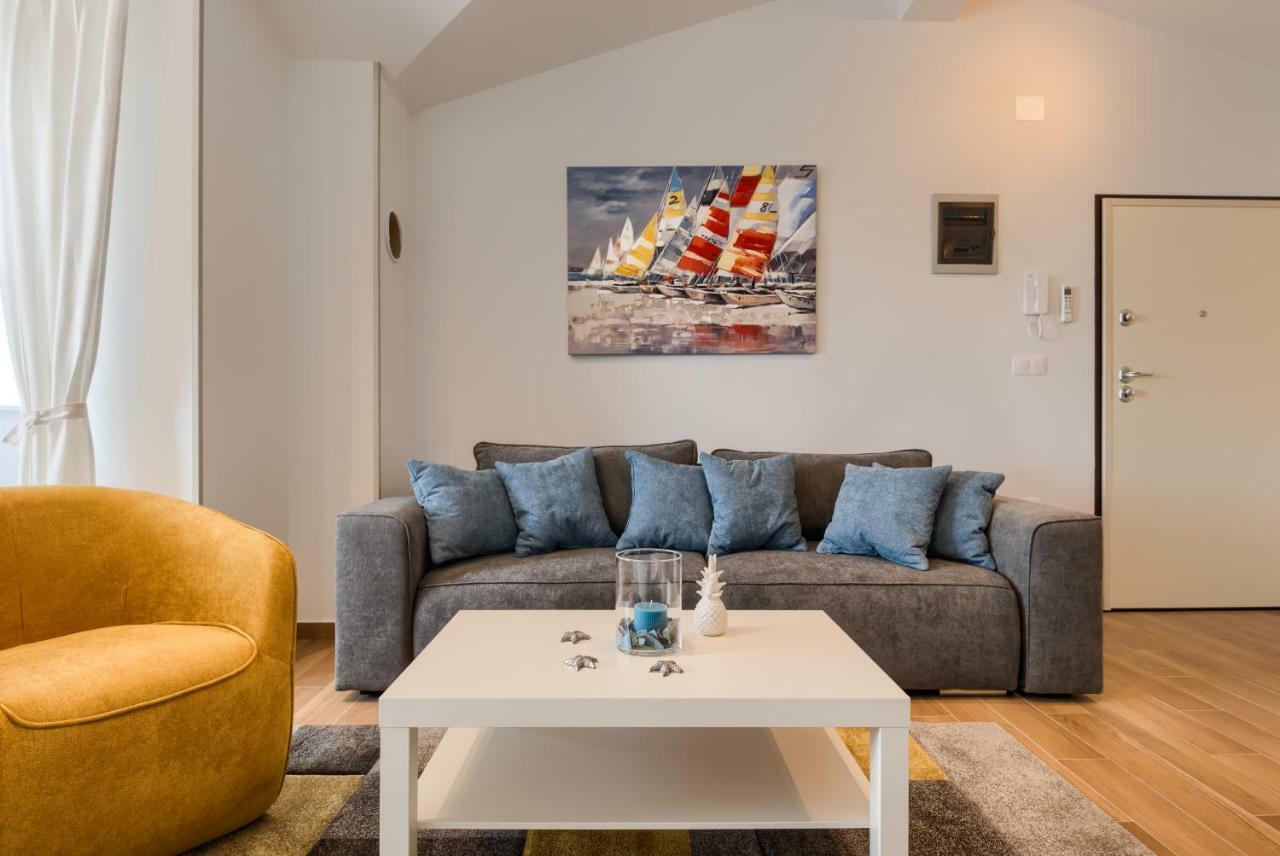 Apartments Dream In Arena 2 Pula Center Free Parking Esterno foto
