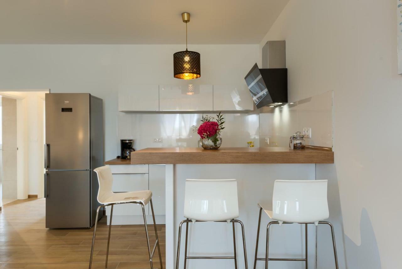 Apartments Dream In Arena 2 Pula Center Free Parking Esterno foto