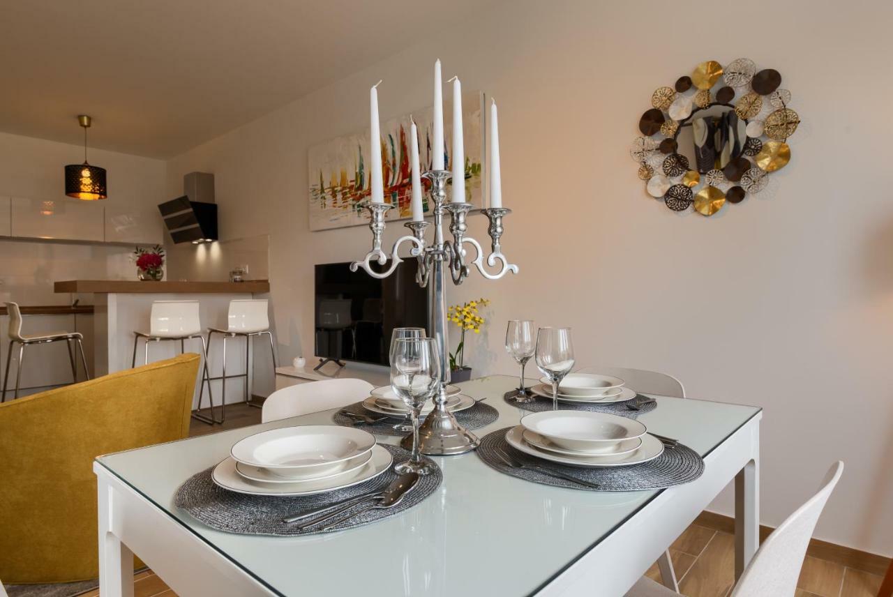 Apartments Dream In Arena 2 Pula Center Free Parking Esterno foto