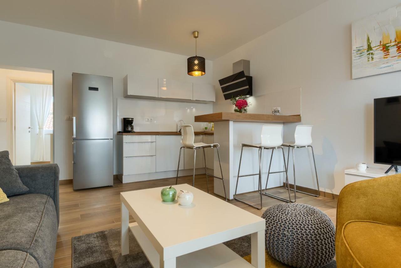 Apartments Dream In Arena 2 Pula Center Free Parking Esterno foto