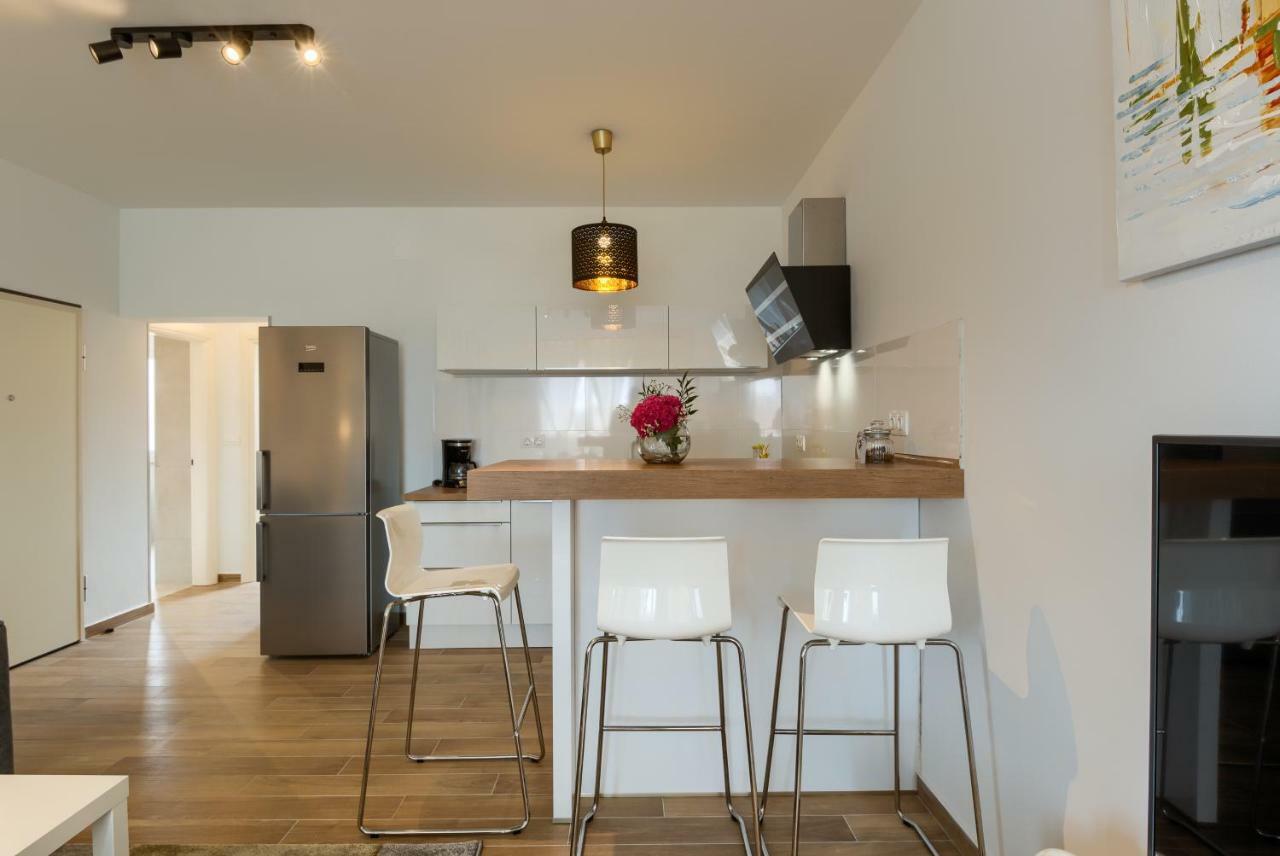 Apartments Dream In Arena 2 Pula Center Free Parking Esterno foto